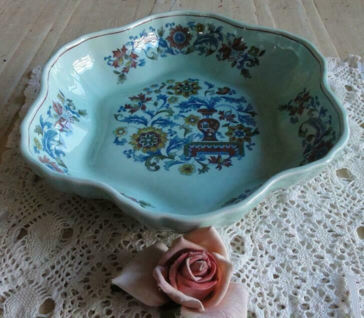 Lichtgroene schaal, Calyx Ware, Adams /Wedgwood, Saraband, Antiek en Kunst, Antiek | Servies los, Ophalen of Verzenden