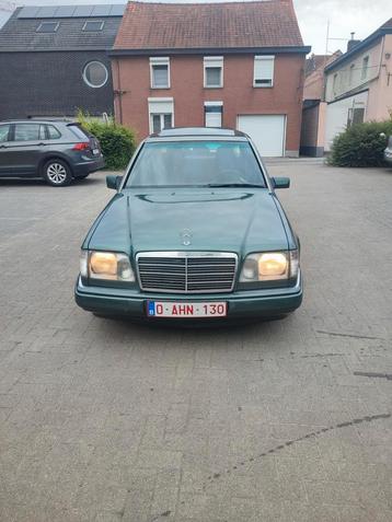 Mercedes Benz E250 D AUTO + AIRCO + TOIT OUVRANT!!OLDTIMER!!