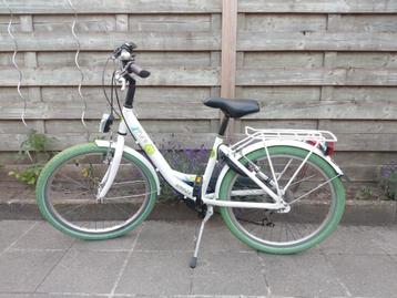 Fiets 22 inch beschikbaar voor biedingen