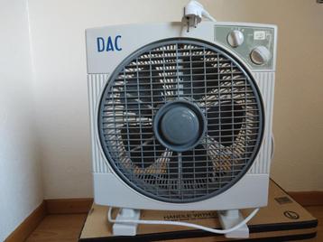 Ventilator tafelmodel beschikbaar voor biedingen