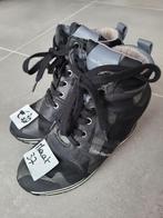 Calvin Klein schoenen met hak, Ophalen, Schoenen met lage hakken, Grijs, Calvin Klein