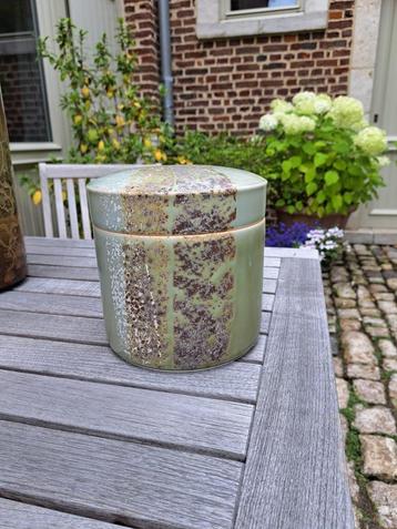 Keramiek beschikbaar voor biedingen