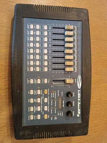 Showtec dmx controller beschikbaar voor biedingen