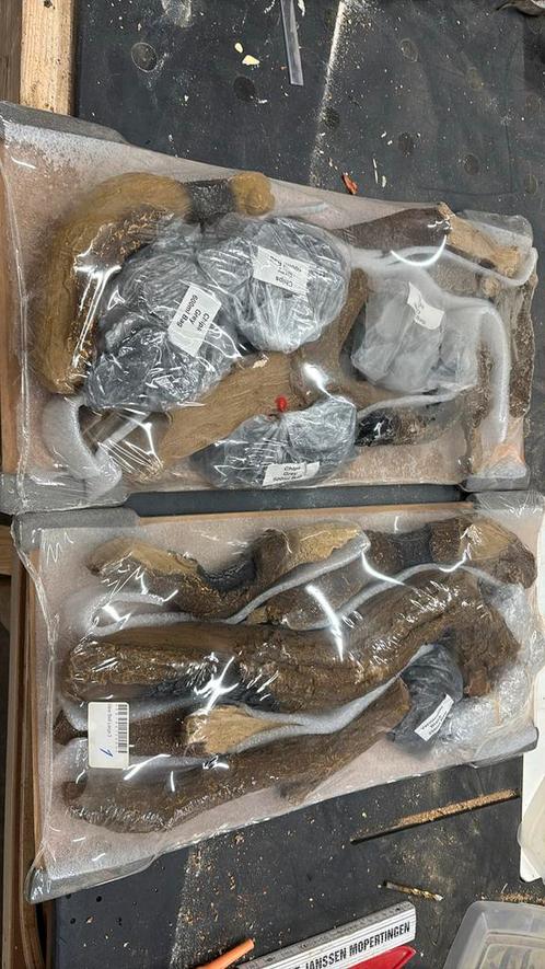 Houtstukken en stenen als decoratie gashaard, Huis en Inrichting, Haarden, Nieuw, Gashaard, Ophalen of Verzenden