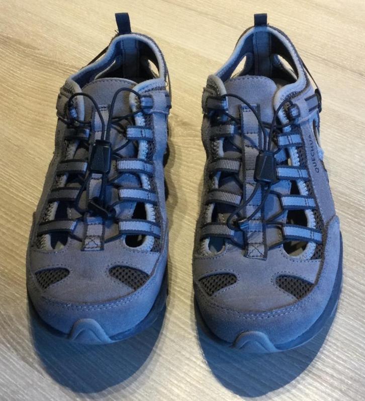 wandelschoenen heren quechua NH500 Fresch grijs mt 41 izgs, Sport en Fitness, Bergsport en Wandelen, Zo goed als nieuw, Schoenen