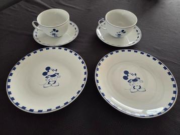 Servies Disney beschikbaar voor biedingen