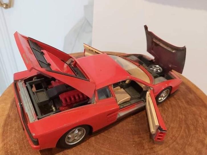 Ferrari-automodel. Speelgoedautomodel uit de jaren 70-80, Hobby & Loisirs créatifs, Voitures miniatures | 1:24, Enlèvement ou Envoi