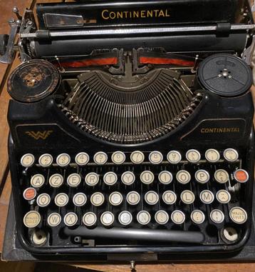 Continentale schrijfmachine  beschikbaar voor biedingen