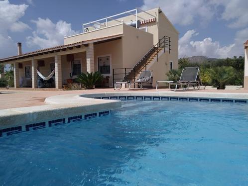 CC0473 - Zeer grote villa met zwembad en dubbele garage, Immo, Buitenland, Spanje, Woonhuis, Landelijk