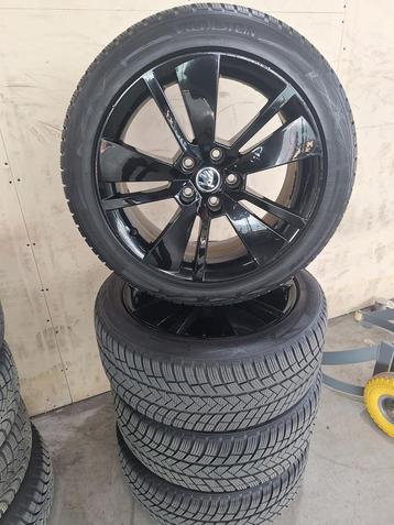 Skoda Superb Winterset 18 Inch Origineel beschikbaar voor biedingen