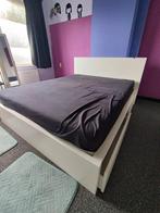 Ikea Malm bed 160cm, Huis en Inrichting, Slaapkamer | Bedden, Ophalen, Zo goed als nieuw, Wit