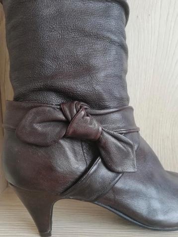 -50%!!! Bottes neuves italiennes en cuir brun souple plissé 