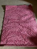 Pink tapijt 2m x 1,40m 30 euro, Huis en Inrichting, Ophalen of Verzenden, Zo goed als nieuw