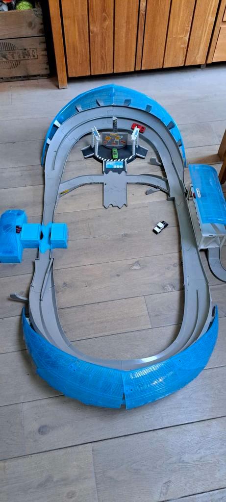 Racebaan Cars met batterij of netstroom, Enfants & Bébés, Jouets | Circuits, Circuit, Enlèvement