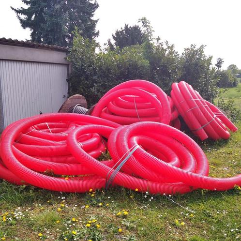 Kabels en wachtbuizen, Doe-het-zelf en Bouw, Buizen en Afvoer, Zo goed als nieuw, Rechte buis, PVC, 6 meter of meer, 80 mm of meer