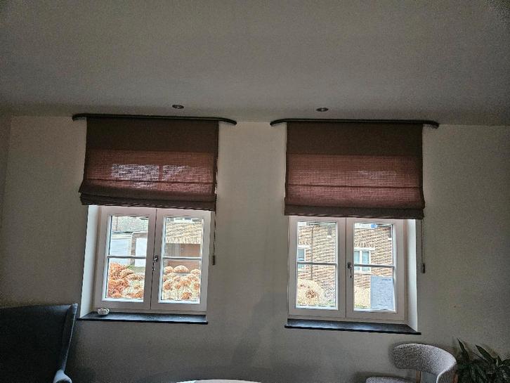 2 stuks bruine vouwgordijnen 121x184, Huis en Inrichting, Stoffering | Gordijnen en Lamellen, Zo goed als nieuw, 150 tot 200 cm