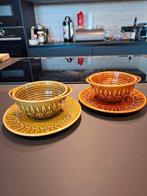 Twee kommen en schotels van SARREGUEMINES. VINTAGE, Antiek en Kunst, Antiek | Keramiek en Aardewerk, Ophalen of Verzenden