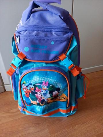 GA JIJ MET ME STRAKS NAAR SCHOOL  ??? ❤️🧡💛💚💙 beschikbaar voor biedingen