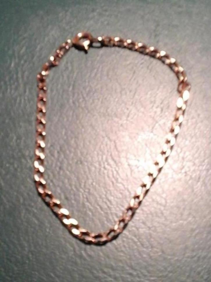 vergulde armband, Handtassen en Accessoires, Armbanden, Nieuw, Overige materialen, Goud, Ophalen of Verzenden