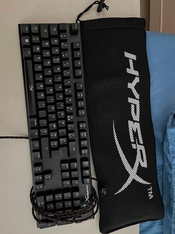 Clavier Gaming HyperX blue switch beschikbaar voor biedingen