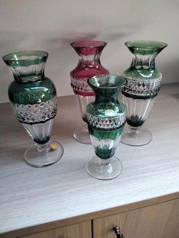 Val St Lambert 4 vases en cristal différents, Enlèvement ou Envoi