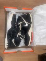 Kyrie irving basketbal schoenen, Sport en Fitness, Basketbal, Ophalen, Zo goed als nieuw, Schoenen