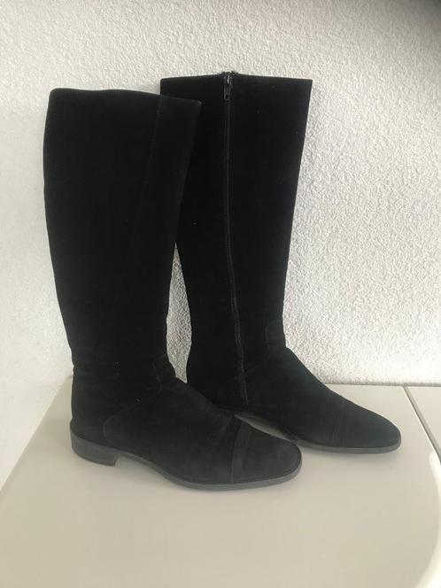 Te koop 2 paar dames laarzen., Kleding | Dames, Schoenen, Gedragen, Hoge laarzen, Zwart, Ophalen of Verzenden