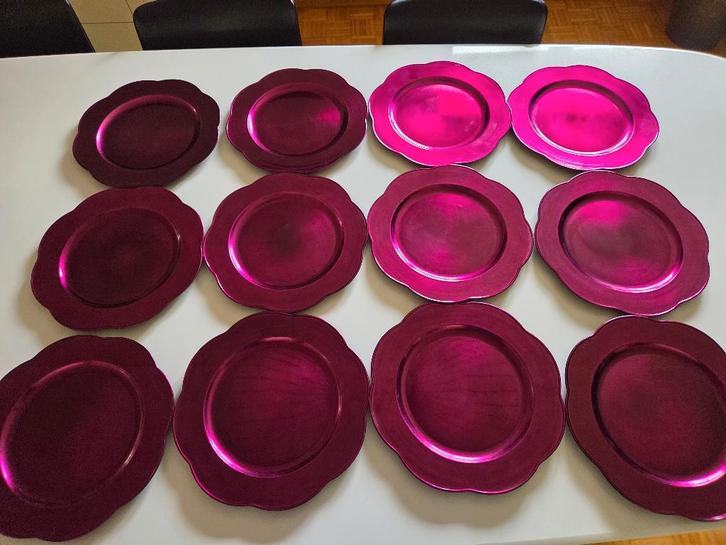 Ensemble de 12 Sous-assiettes, Maison & Meubles, Cuisine | Vaisselle, Enlèvement