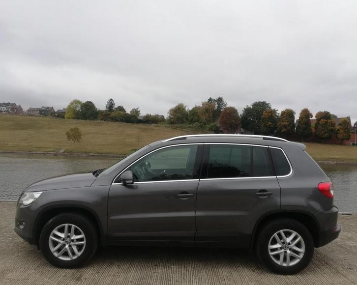 VW TIGUAN 2.0 TDI *** PARFAIT ETAT ***, Auto's, Volkswagen, Particulier, Tiguan, ABS, Achteruitrijcamera, Airbags, Airconditioning