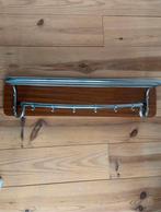 Vintage Wandkapstok met Houten Plank en Metalen Haken, Ophalen, Zo goed als nieuw, Wandkapstok