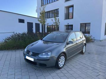 Volkswagen Golf v 1.6FSI Automaat 120.000km's met carpass beschikbaar voor biedingen