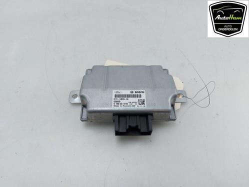 SPANNINGSREGELAAR Ford C-Max (DXA) (01-2010/06-2019), Auto-onderdelen, Elektronica en Kabels, Ford, Gebruikt