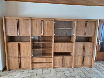 A vendre salle à manger complète  beschikbaar voor biedingen