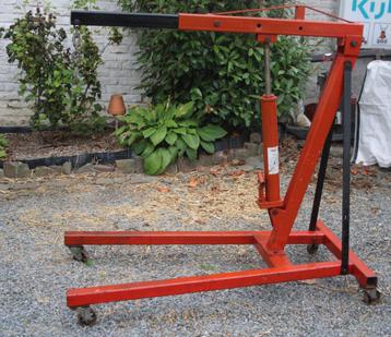Girafe d'atelier  beschikbaar voor biedingen