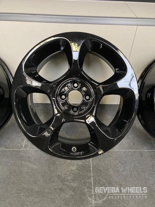 17” originele Fiat 500 Abarth velgen 4x98 130004512, Auto-onderdelen, Banden en Velgen, Velg(en), 17 inch, Personenwagen, Gebruikt