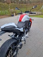 Bmw F900 R, Particulier, 2 cylindres, Sport, 900 cm³