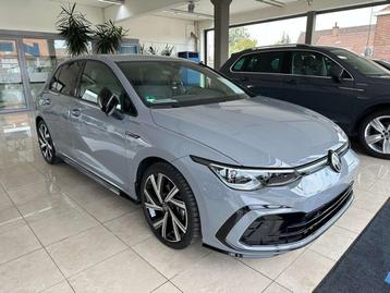 Volkswagen Golf Golf 1.5 eTSI DSG R|Black|Sfeer|Camera|Stoel beschikbaar voor biedingen