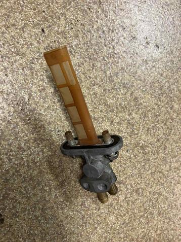 Benzinekraan (tank) Suzuki GS500E GS500 F GS 500 beschikbaar voor biedingen