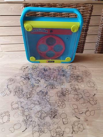 Educatief tekenspel „Dessinéo” beschikbaar voor biedingen