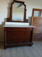 Coiffeuse à tiroirs à donner, Enlèvement