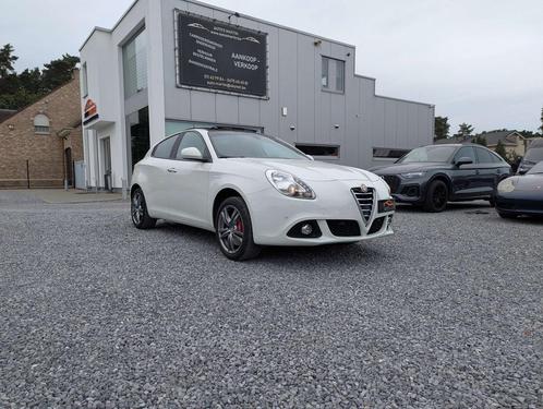 Alfa Romeo Giulietta Giulietta 1.4 TB 16V PANO | PARKSENS |, Auto's, Alfa Romeo, Bedrijf, Te koop, Giulietta, Airbags, Airconditioning