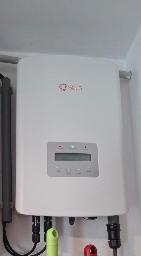 Omvormers e.a, Doe-het-zelf en Bouw, Zonnepanelen en Toebehoren, Zo goed als nieuw, Ophalen