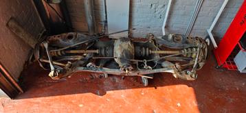 Achterbrug Mercedes W124 compleet beschikbaar voor biedingen
