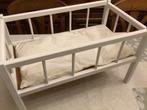 Wit houten poppen bedje bed voor pop, Ophalen of Verzenden