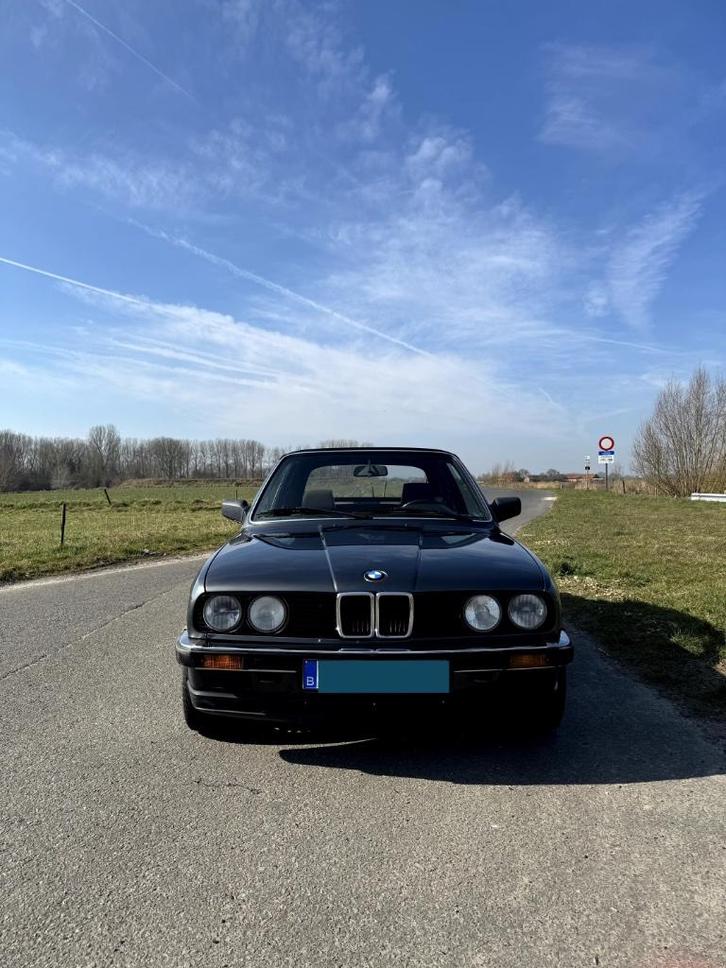BMW 320 cabriolet Baur (6 cil.)(oldtimer), Auto's, BMW, Particulier, 3 Reeks, Lichtmetalen velgen, Metaalkleur, Radio, Benzine