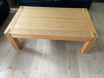 Eiken salontafel 130cm x 75cm x 45cm beschikbaar voor biedingen