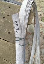Aardstrip/electrode, gegalvaniseerd. 30x4mm. 16/20/25 meter, Ophalen, Zo goed als nieuw