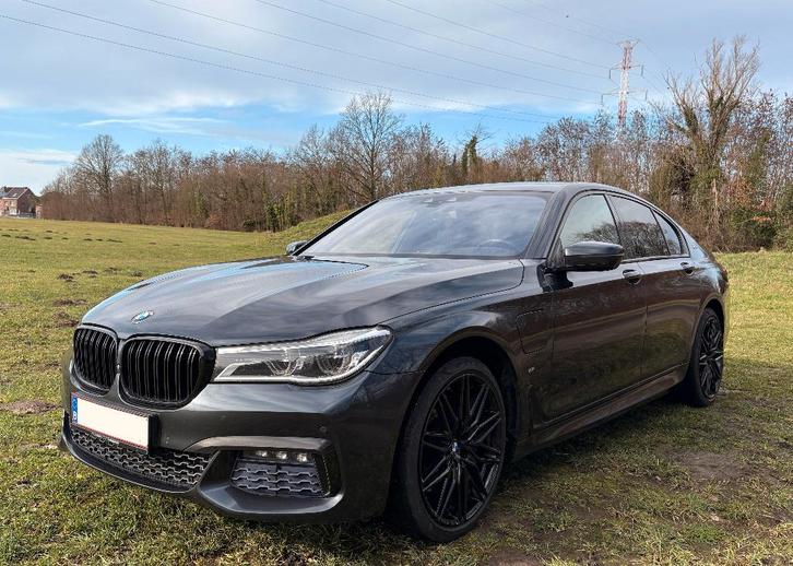 BMW 740 hybride - alle opties - M-pakket, goed onderhouden, Auto's, BMW, Particulier, 7 Reeks, 360° camera, ABS, Achteruitrijcamera