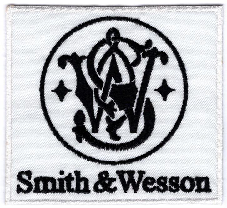 Smith Wesson stoffen opstrijk patch embleem #1, Verzamelen, Kleding en Patronen, Nieuw, Verzenden