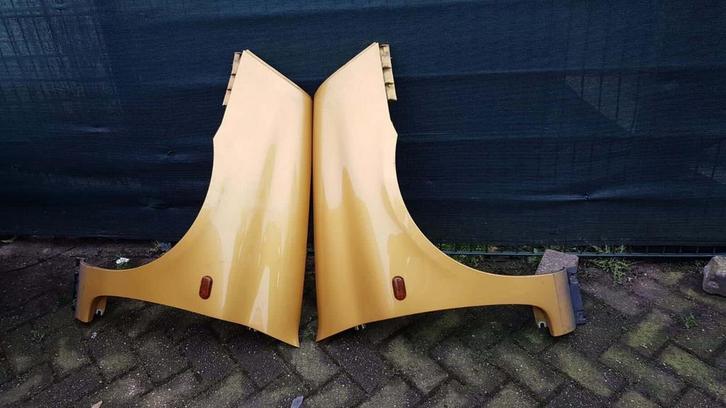 Renault Clio voorschermen bj 2002 2006, Auto-onderdelen, Carrosserie, Spatbord, Gebruikt, Ophalen of Verzenden